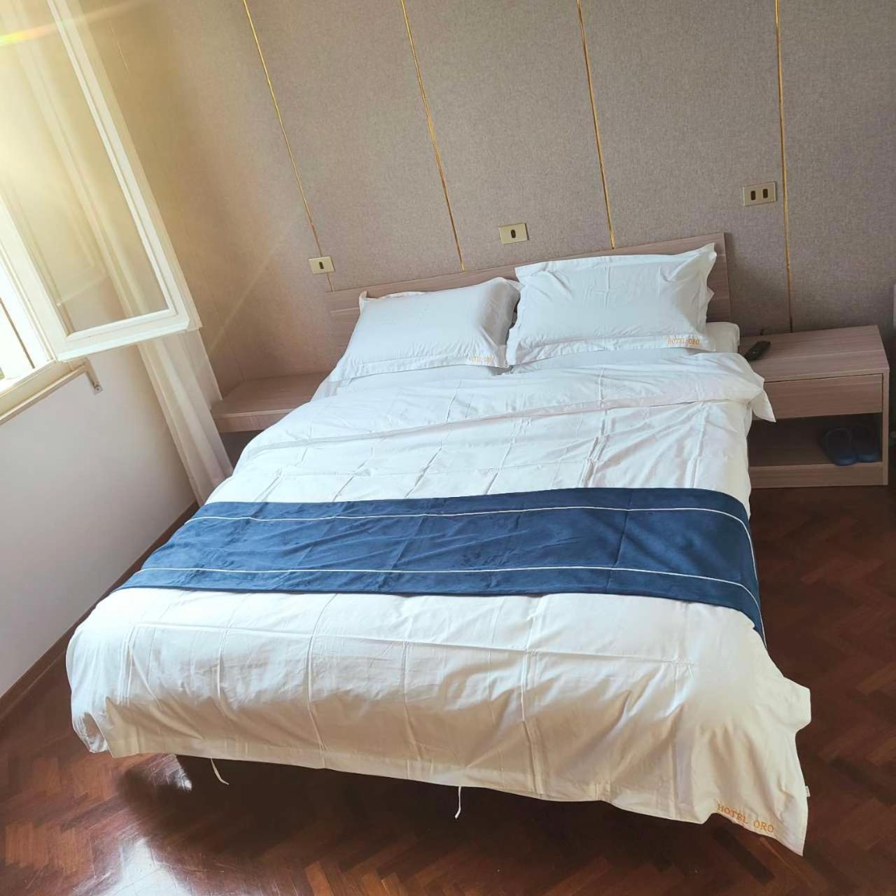 Hotel Ristorante Oro 森图 外观 照片